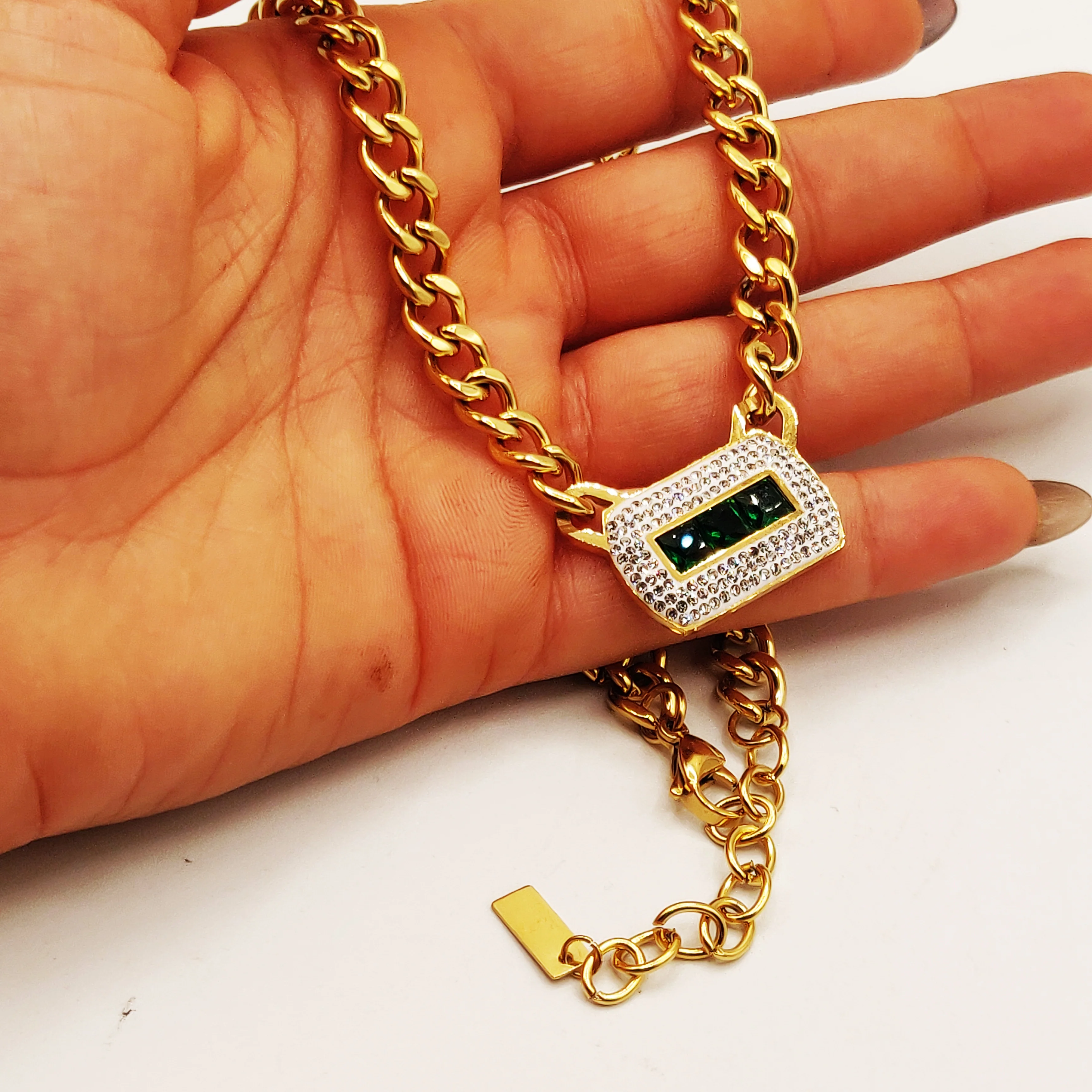Miniature 4